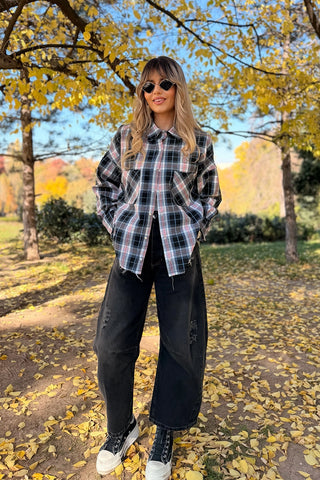 Camasa dama oversized in carouri roz si negre