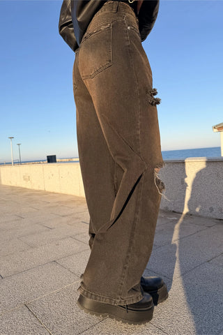 blugi negri dama cu efect distressed si rupturi pe genunchi vedere laterala