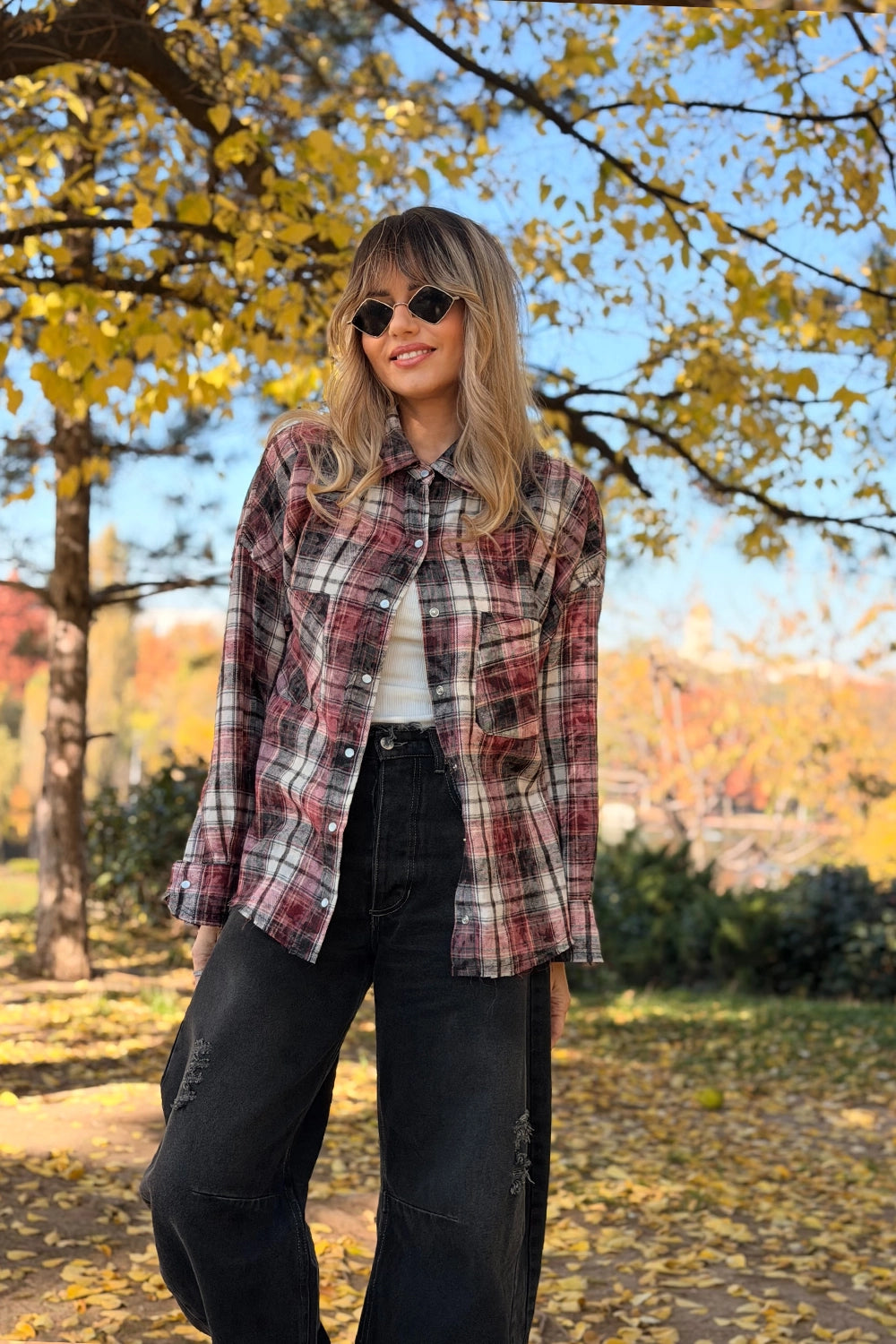 Cămașă damă oversize roșu-închis cu carouri ideala pentru toamna